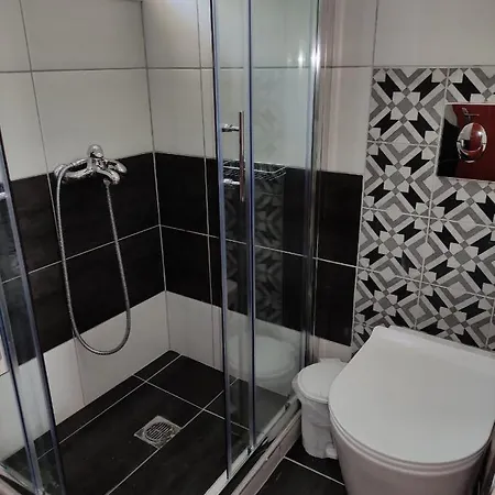 Aparthotel Flisvos Seaside 3*