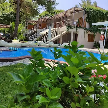 Hotel apartamentowy Flisvos Seaside