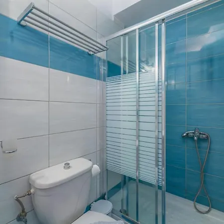 Flisvos Seaside Aparthotel